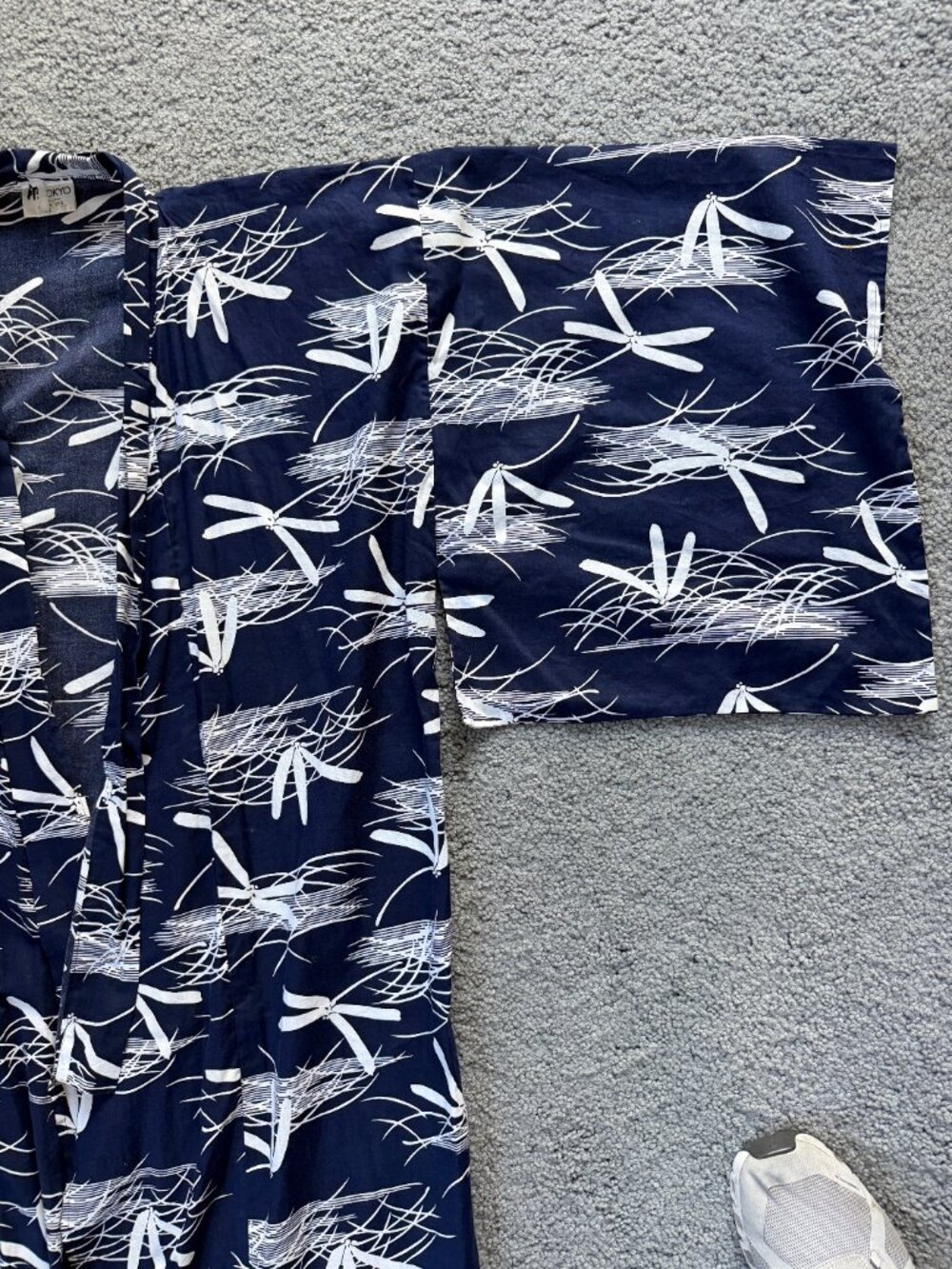 Authentic IN TOKYO Japanese Yukata Kimono Robe Blue Dragonfly Print - Men's L 58 - Picture 2 of 7